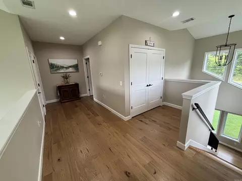 Entry Way - 61 Sowbug Cir, Cotter, AR 72626 photo 4 of 6