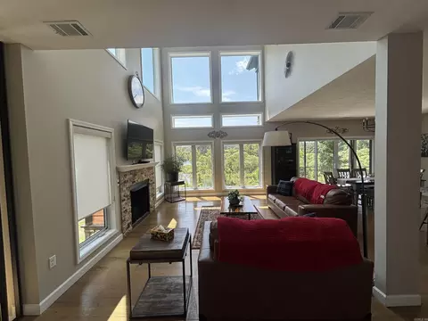 Living - 61 Sowbug Cir, Cotter, AR 72626 photo 1 of 1