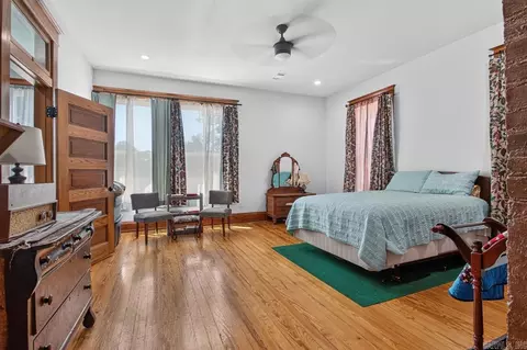 Bedroom - 206 E Cherry, Lonoke, AR 72086 photo 3 of 7