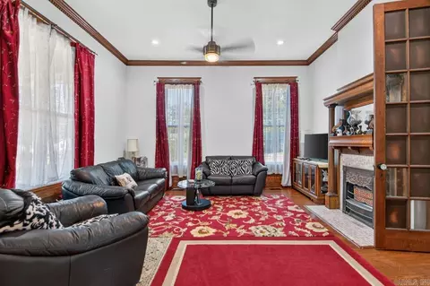 Living - 206 E Cherry, Lonoke, AR 72086 photo 1 of 1