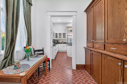 Dining - 206 E Cherry, Lonoke, AR 72086 photo 3 of 3