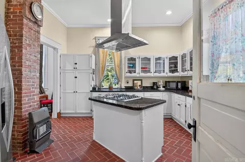 Kitchen - 206 E Cherry, Lonoke, AR 72086 photo 2 of 3