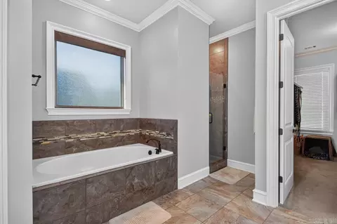 Bath - 6570 Westminster, Benton, AR 72019 photo 2 of 4