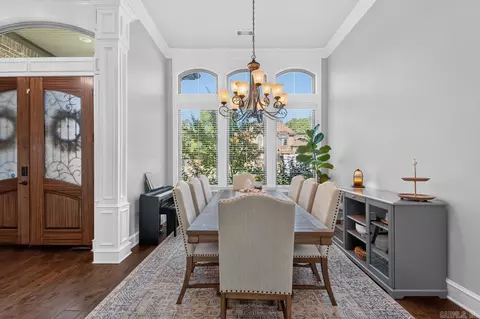 Dining - 6570 Westminster, Benton, AR 72019 photo 1 of 2