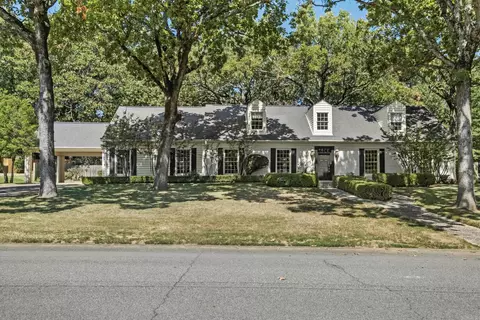 2905 Justin Matthews Dr, North Little Rock, AR 72116