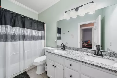 Bath - 3065 Crawford Loop, Conway, AR 72034 photo 7 of 8