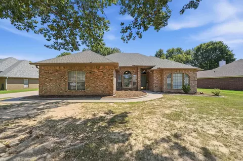 Exterior - 3065 Crawford Loop, Conway, AR 72034 photo 3 of 10