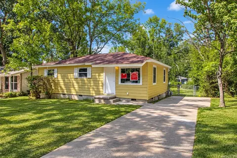 Exterior - 11223 Morningside Dr, Shannon Hills, AR 72103 photo 13 of 16