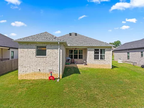 Exterior - 3009 Sue St, Benton, AR 72015 photo 3 of 6
