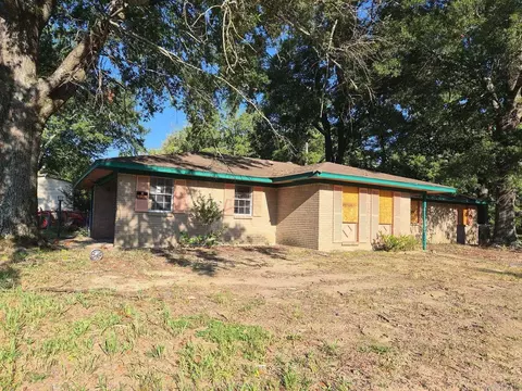 3320 S Main St, Pine Bluff, AR 71601 photo 2