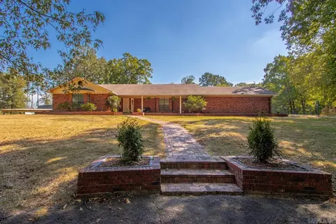 808 Chris Cir, Little Rock, AR 72206