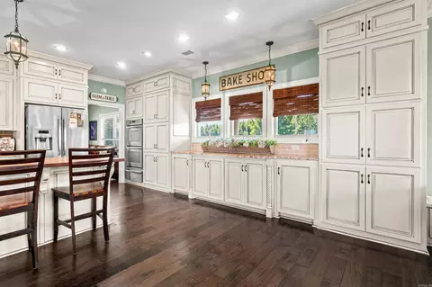 Kitchen - 22 W Overland Dr, Damascus, AR 72039 photo 3 of 3