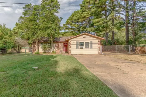 2115 Mitzi Ln, Jonesboro, AR 72405