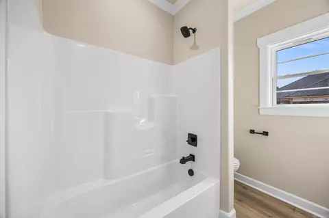 Bath - 19 Ravell Rd, Cabot, AR 72023 photo 8 of 8