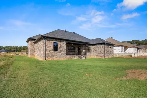 Exterior - 19 Ravell Rd, Cabot, AR 72023 photo 7 of 9
