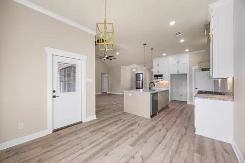 Entry Way - 19 Ravell Rd, Cabot, AR 72023 photo 1 of 3