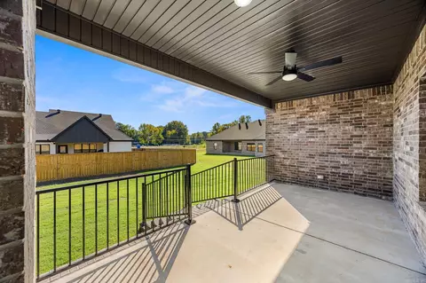 Exterior - 19 Ravell Rd, Cabot, AR 72023 photo 6 of 9