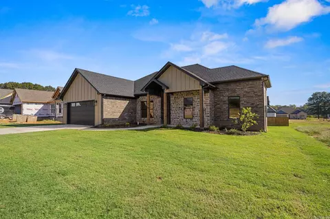 Exterior - 19 Ravell Rd, Cabot, AR 72023 photo 4 of 9