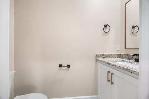 Bath - 19 Ravell Rd, Cabot, AR 72023 photo 6 of 8