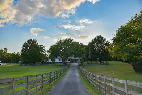 Exterior - 11307 Samples Rd, Alexander, AR 72002 photo 11 of 11