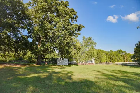 Exterior - 11307 Samples Rd, Alexander, AR 72002 photo 7 of 11