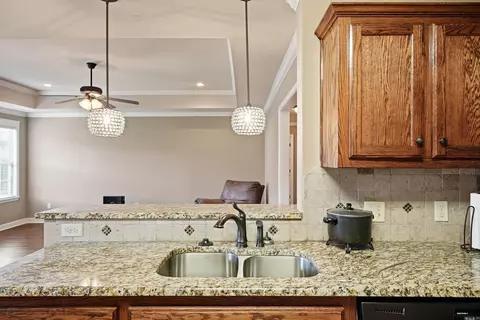Kitchen - 5502 Glenn Cv, Bryant, AR 72022 photo 2 of 4