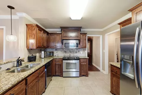 Kitchen - 5502 Glenn Cv, Bryant, AR 72022 photo 1 of 4