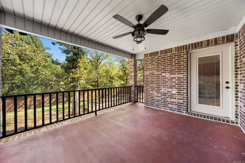 Exterior - 806 Cascade Dr, Cabot, AR 72023 photo 3 of 7