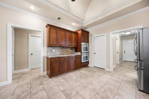 Entry Way - 806 Cascade Dr, Cabot, AR 72023 photo 2 of 4