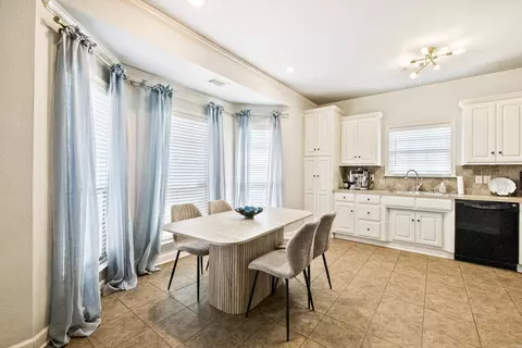 Dining - 586 Crepe Myrtle, Cabot, AR 72023 photo 2 of 2