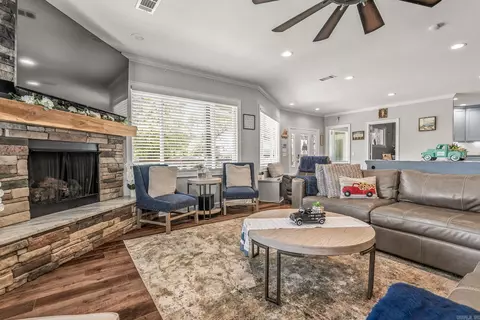 Living - 67 E Ridge Rd, Mayflower, AR 72106 photo 1 of 2