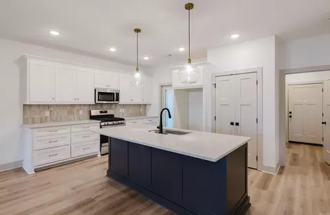 Kitchen - 229 A St, Bryant, AR 72022 photo 2 of 3