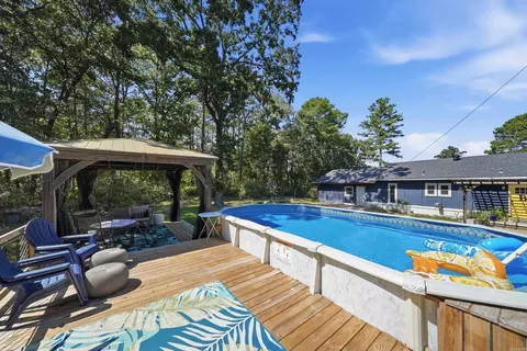 Exterior - 195 Lynch Dr, Clinton, AR 72031 photo 7 of 12