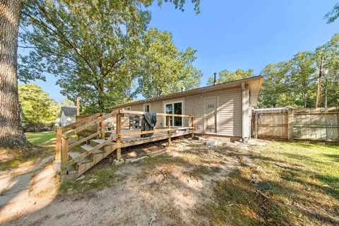Exterior - 206 SE 2nd St, Bryant, AR 72022 photo 4 of 5