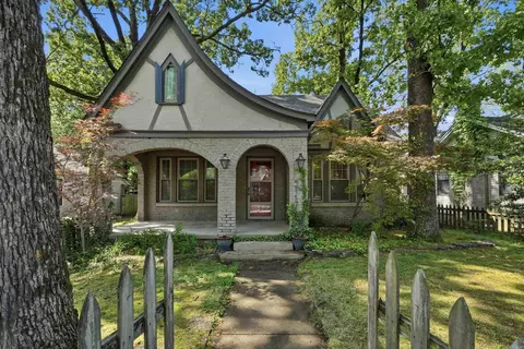 5117 Cantrell Rd, Little Rock, AR 72207