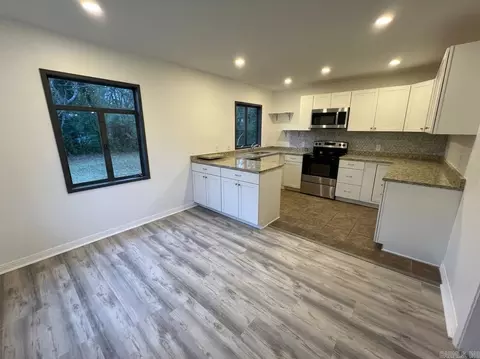 Kitchen - 1014 E Sevier St, Benton, AR 72015 photo 3 of 3
