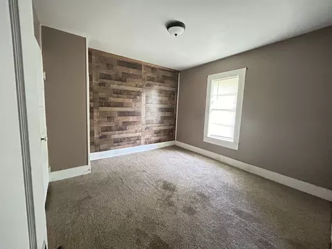 Bedroom - 673681 Ash Flat Dr, Ash Flat, AR 72513 photo 2 of 2