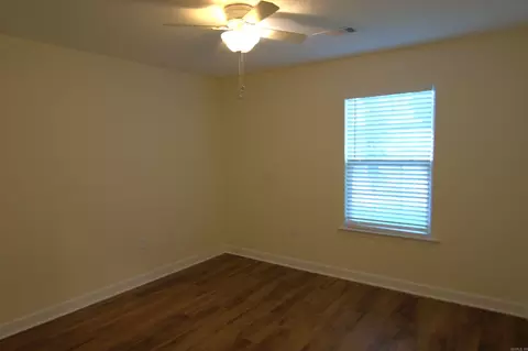 Bedroom - 219 Washington St, Lonoke, AR 72086 photo 3 of 3