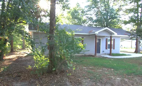 Exterior - 219 Washington St, Lonoke, AR 72086 photo 2 of 5