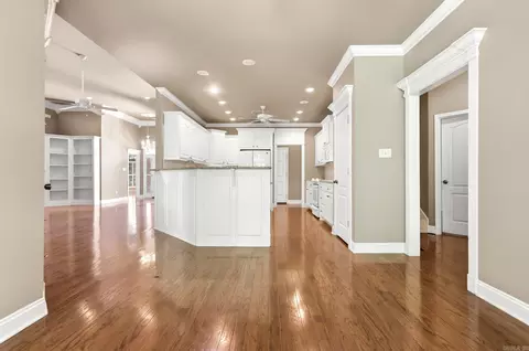 Entry Way - 7528 Worth Ave, Benton, AR 72019 photo 1 of 2