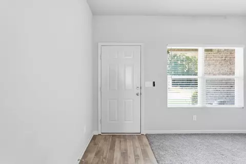 Entry Way - 8 Harvest Ln, Conway, AR 72032 photo 4 of 4