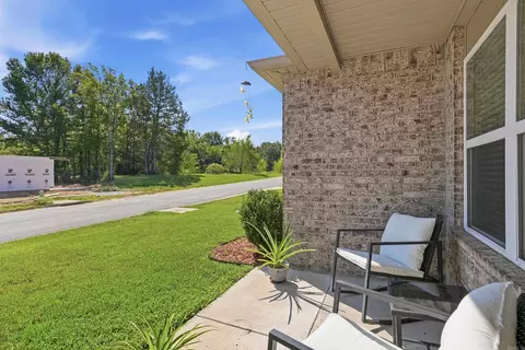 Exterior - 8 Harvest Ln, Conway, AR 72032 photo 2 of 6