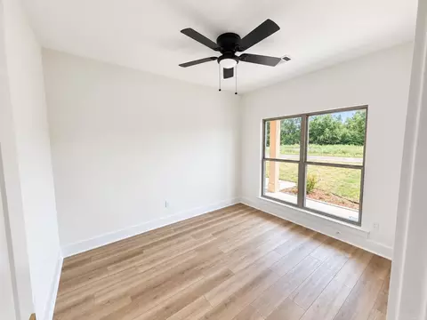 Bedroom - 10 Crescent Cv, Ward, AR 72176 photo 2 of 4