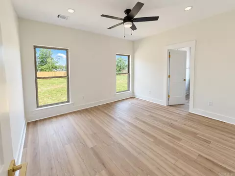 Bedroom - 20 Crescent Cv, Ward, AR 72176 photo 1 of 4