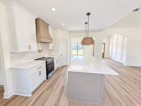 Kitchen - 20 Crescent Cv, Ward, AR 72176 photo 1 of 1