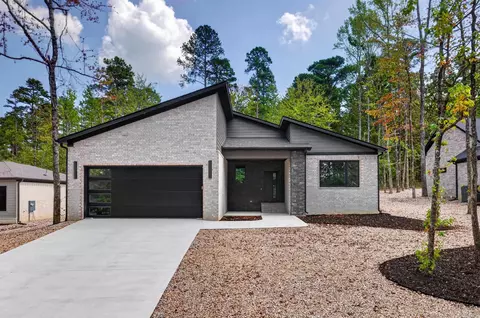 38 Estrella Way, Hot Springs Village, AR 71909