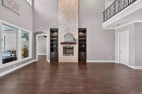 Living - 8414 Keystone Cv, Alexander, AR 72002 photo 2 of 8