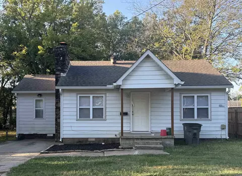 1607 St Louis, Hot Springs, AR 71913