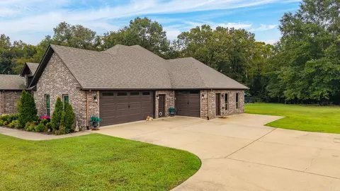 Exterior - 26 Gloria Dr, Greenbrier, AR 72058 photo 4 of 16