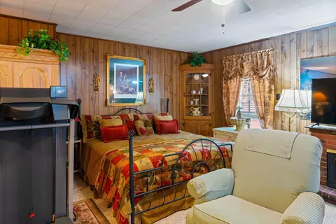 Bedroom - 8901 Dawn Dr, Mabelvale, AR 72103 photo 9 of 9